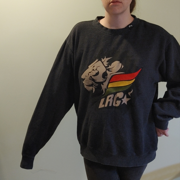Vintage 🔄 LRG || Lion Embroidered Rasta Crewneck Sweater, XL, Black - Picture 3 of 4